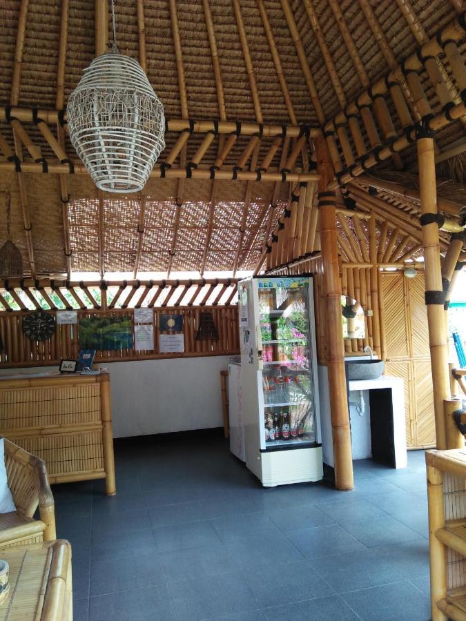 Tua Tua Keladi Bungalows Gili Air Exterior photo